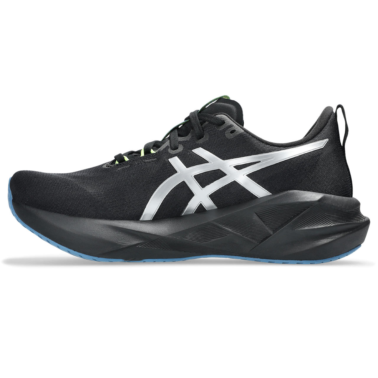 Imagen 2 del producto Zapatillas ASICS Novablast 5 Luxe - Masculino - Negro