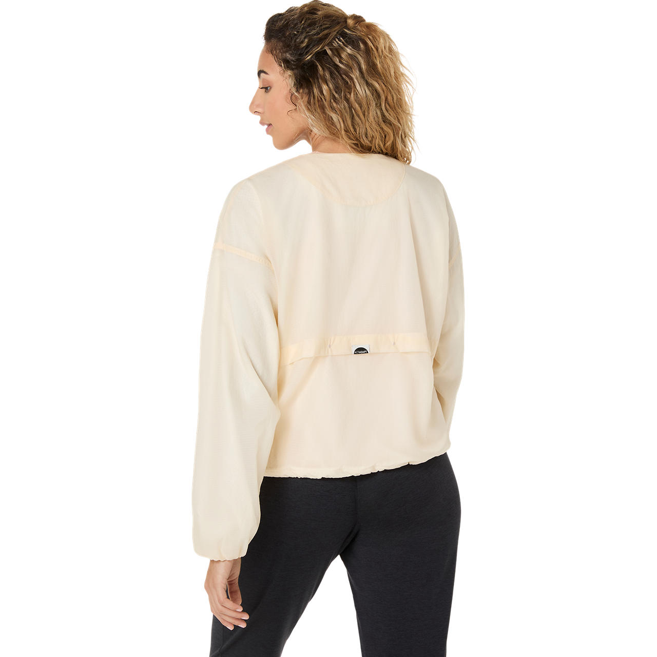 Imagen 2 del producto Chaqueta ASICS Actiadapt Packable Jacket - Femenino - Beige